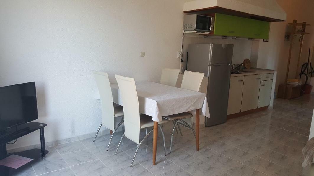 Apartman Kartec Apartment *